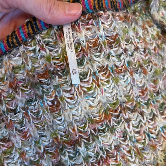 FREE PEOPLE Slouchy Crop Sweater - Picture 10 of 12